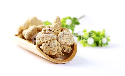 三七里有膠水？三七為什么被膠水粘過？